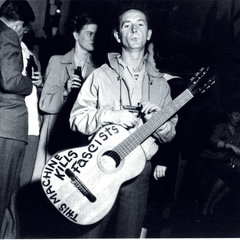Foto di Woody Guthrie