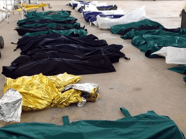 Immagine: Naufragio di un "barcone" di migranti a Lampedusa